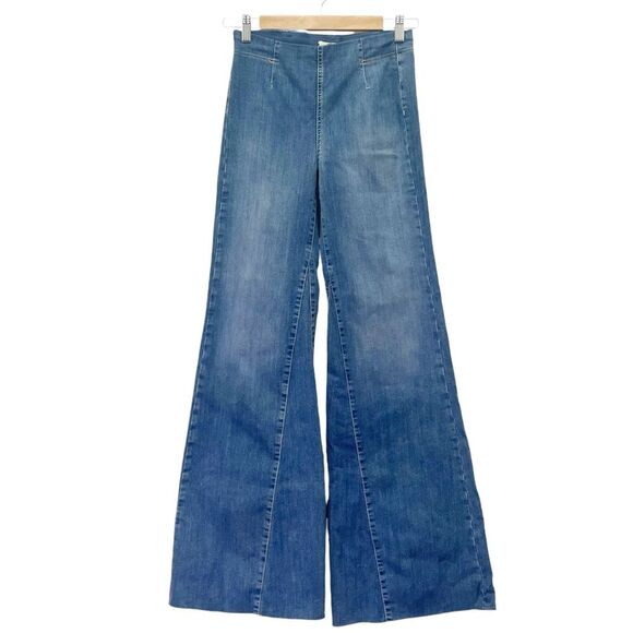 Free People Drapey A Line Pull On Flare Jeans Medium Wash Bellbottoms Size 26 /2 - Picture 1 of 11